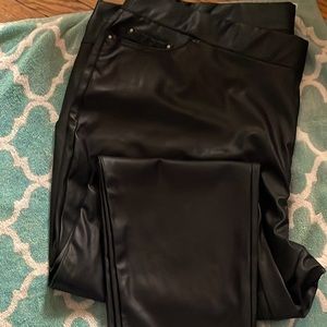 Plus sz leather pants.